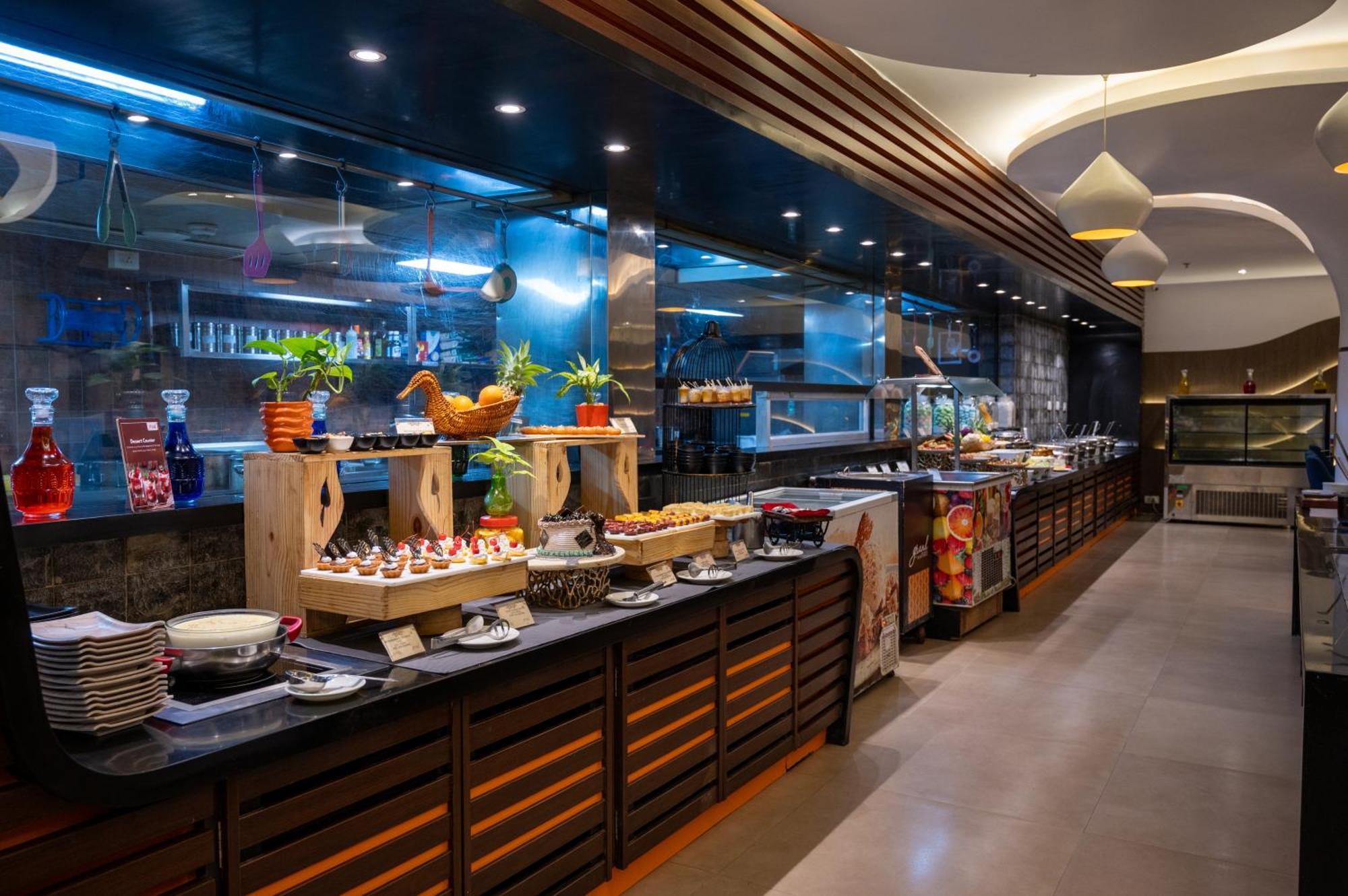 Grand Kakinada By Grt Hotels Екстер'єр фото