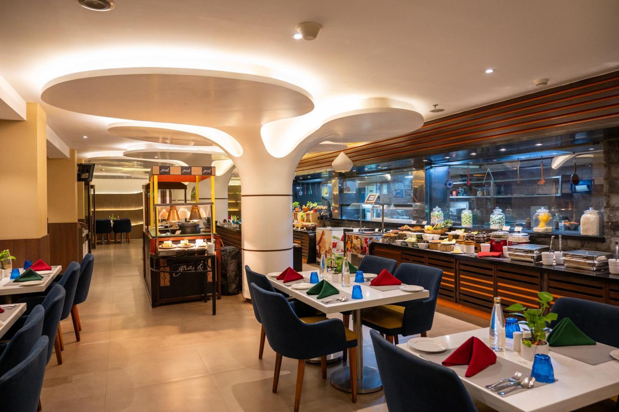 Grand Kakinada By Grt Hotels Екстер'єр фото