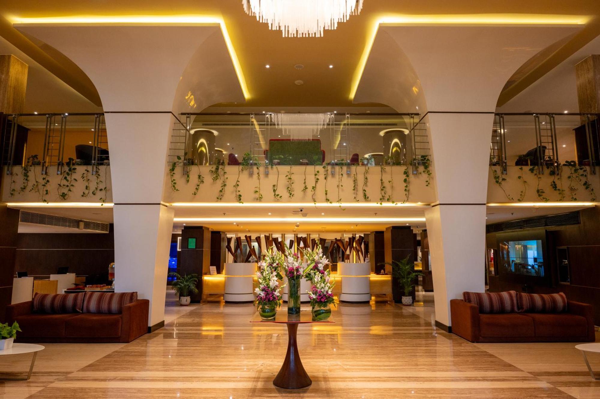 Grand Kakinada By Grt Hotels Екстер'єр фото