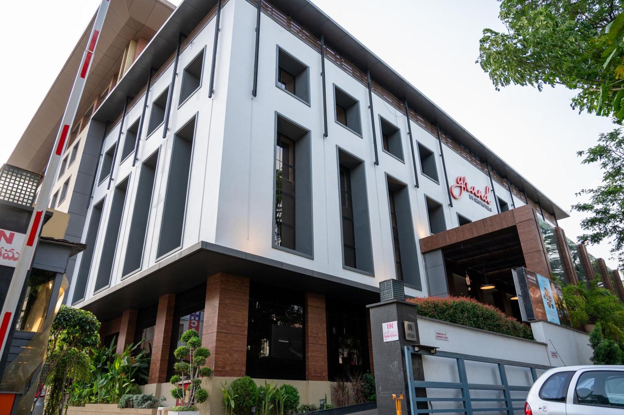 Grand Kakinada By Grt Hotels Екстер'єр фото