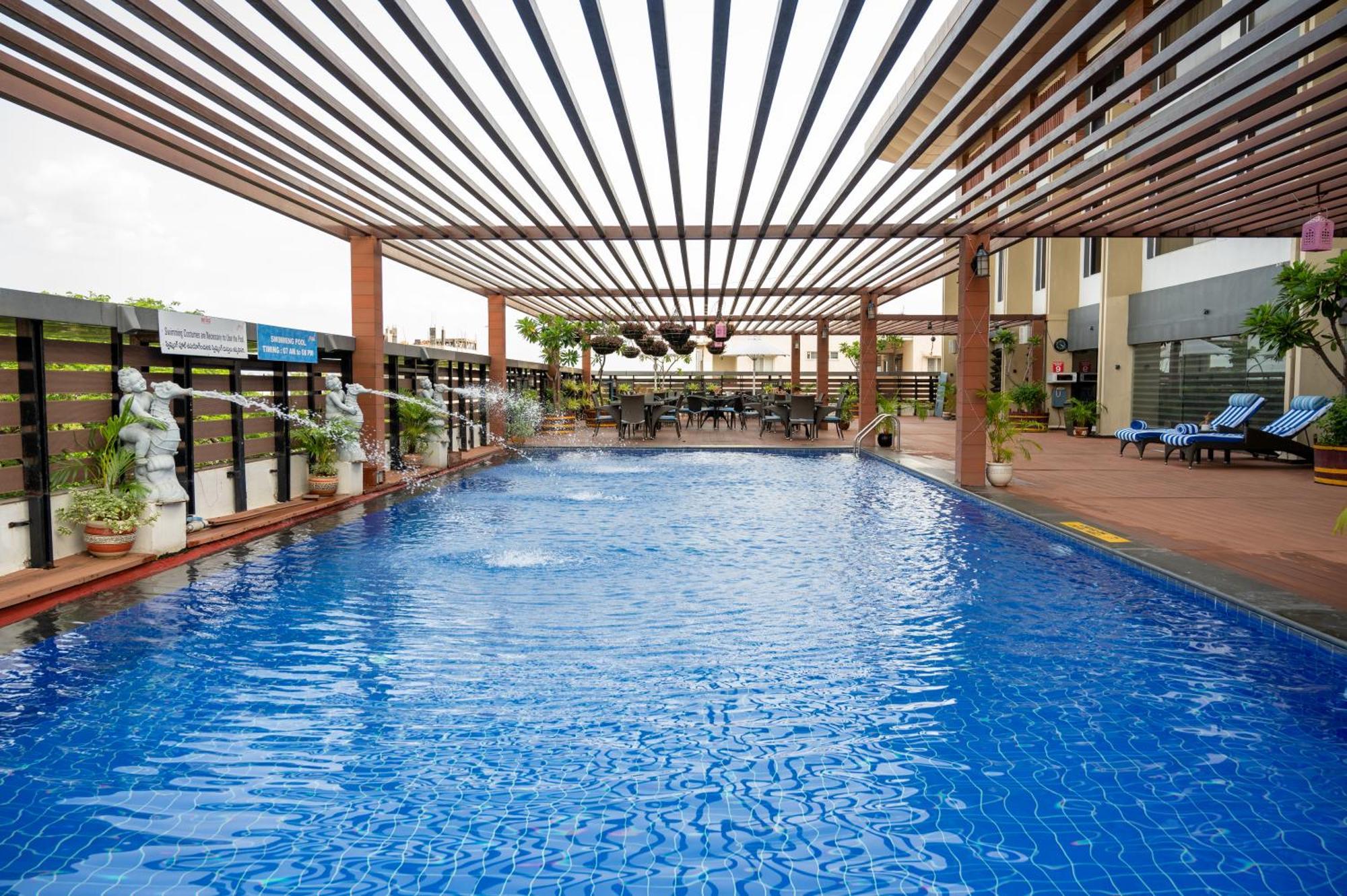 Grand Kakinada By Grt Hotels Екстер'єр фото