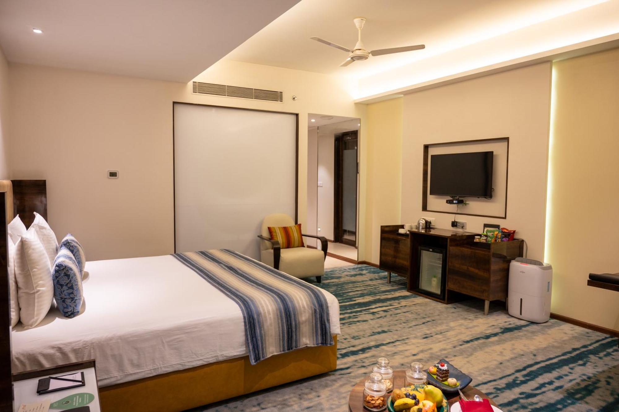 Grand Kakinada By Grt Hotels Екстер'єр фото